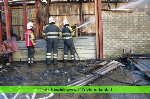 Zeer grote brand in opslagloods