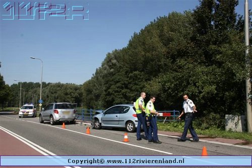 Kopstaart aanrijding N833