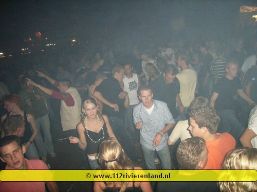 25-08-06 Buren, Vrijdagavond Het Lingefeest 2006!