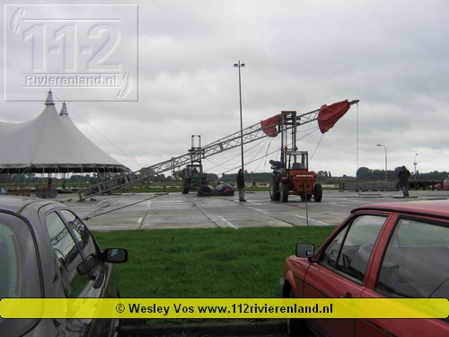De opbouw voor Appelpop 2006 is gestart
