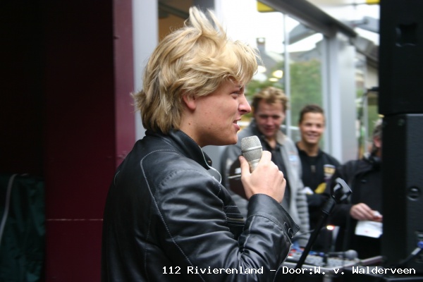 Thomas berge bij Music Store Geldermalsen