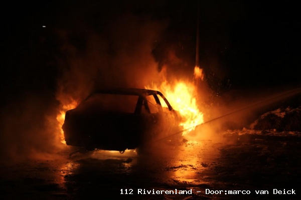 Autobrand Rietmattenstraat Tiel
