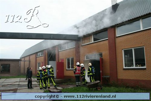 Brand bij parkethandel Geldermalsen