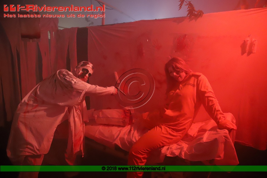 Zombies vallen Tielenaren aan in Horror House van de Betuwe