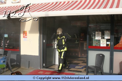 Binnenbrand in cafetaria