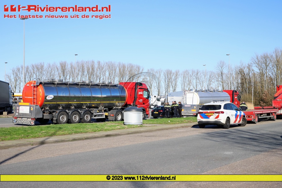 Lichaam aangetroffen in vrachtwagen