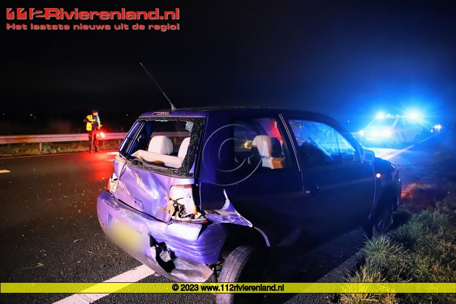 Twee auto's zwaar beschadigd bij ongeval A15