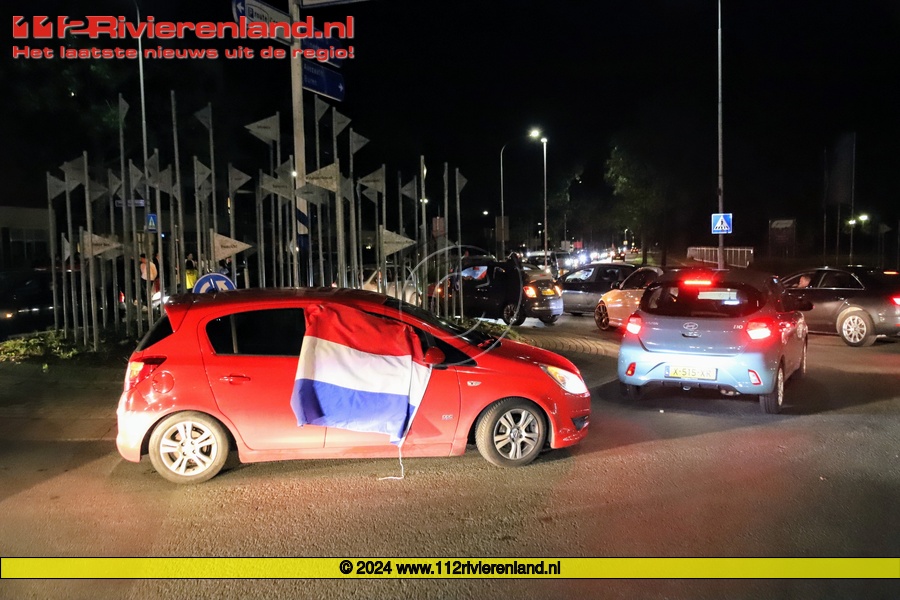 Turken en Nederlanders vieren samen feest