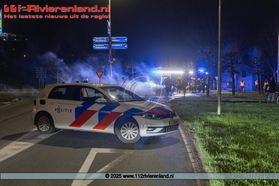 Caravan in brand Achterweg