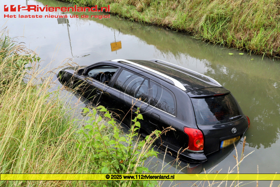 Auto te water