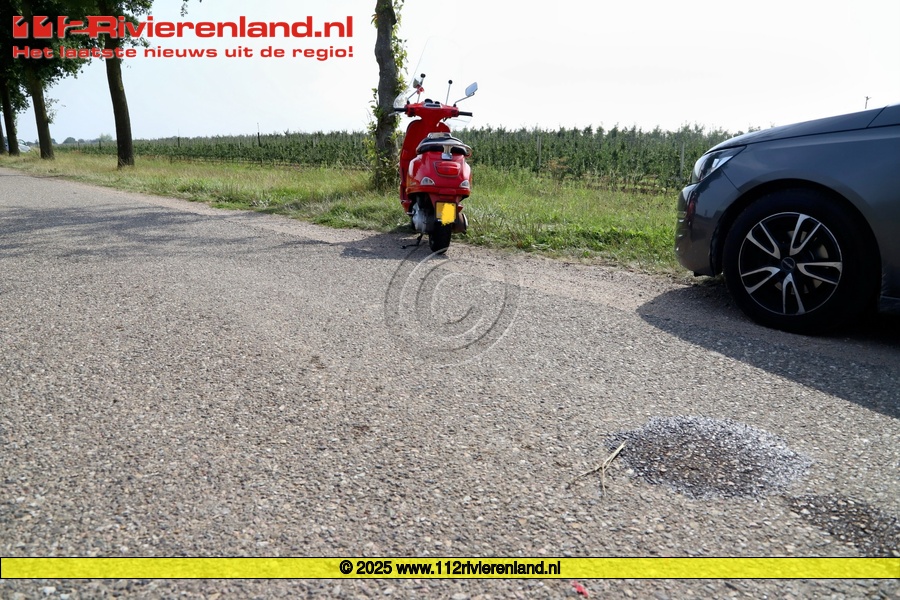 Auto rijdt door na ongeval