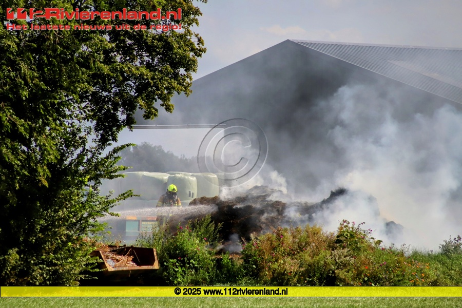 Buitenbrand betreft stapel hooi