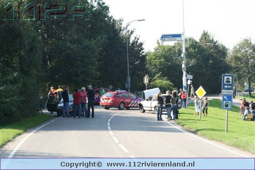 Aanrijding tussen twee auto`s