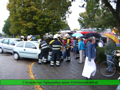 Aanrijding tussen 2 auto's