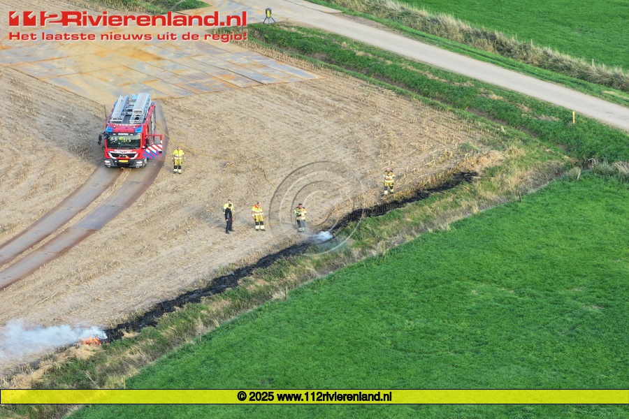 Flinke bermbrand aan de Waalbandijk