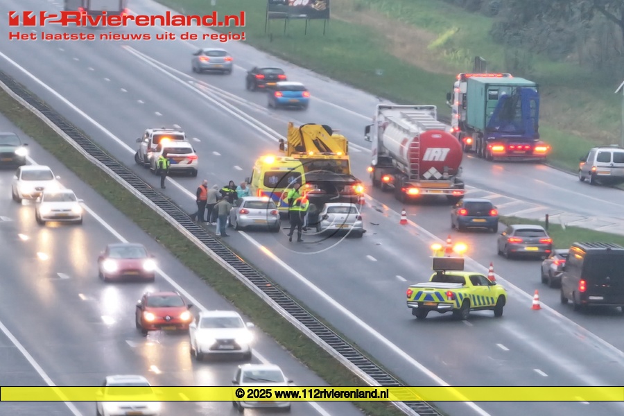Veel vertraging richting Tiel door ongeval