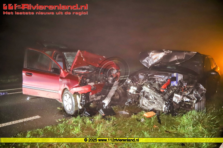 Frontale aanrijding Provincialeweg