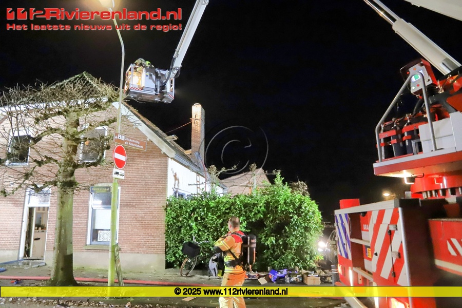 Dakbrand aan de Kerkstraat