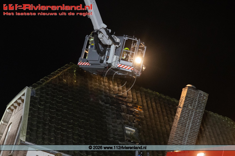 Dakbrand aan de kerkstraat
