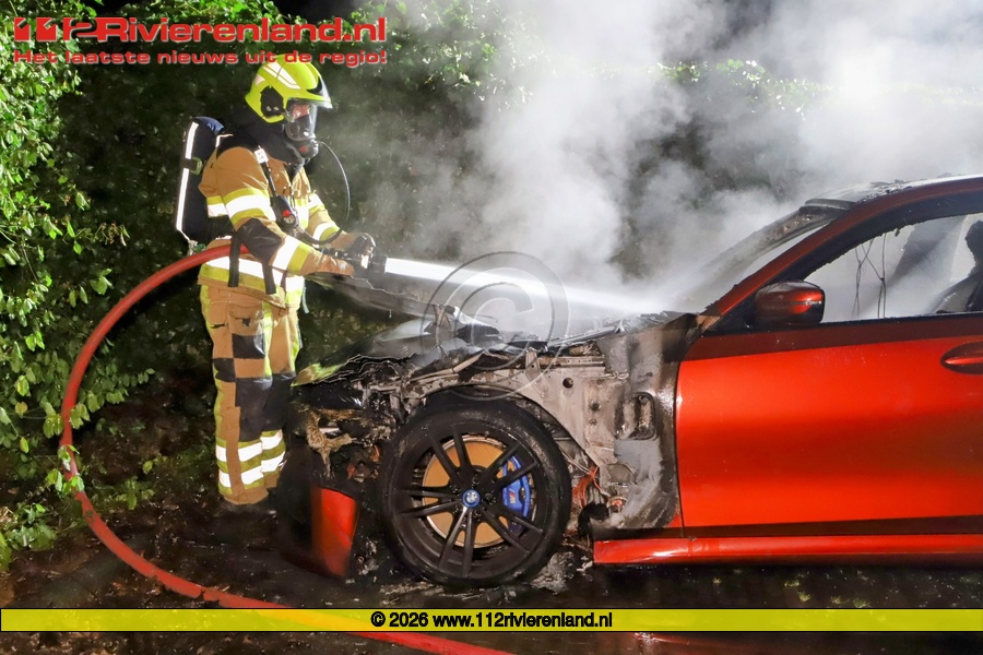 Autobrand aan de Molenwal