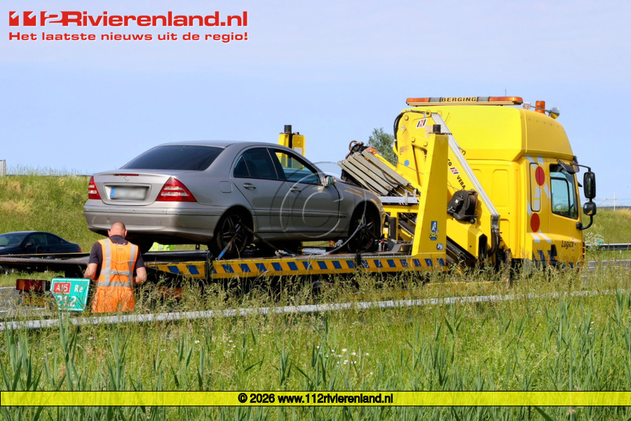 Veel schade bij kop-staartbotsing op A15