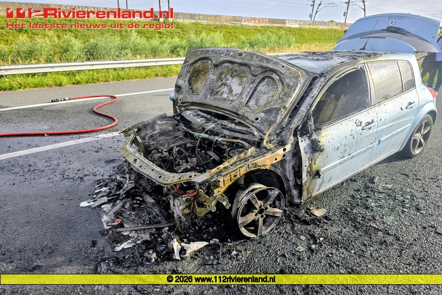 Autobrand op de A15