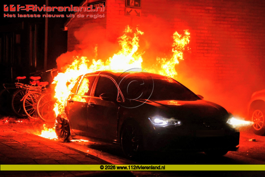 Auto zwaar beschadigd door nachtelijke brand