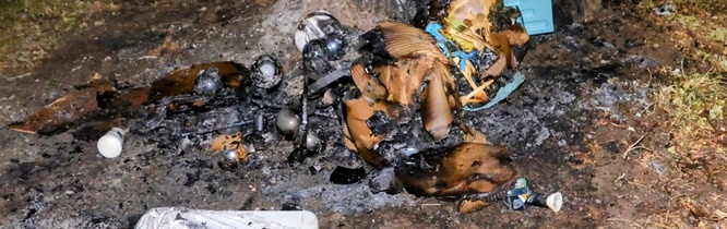 Grote hoeveelheid afval in brand