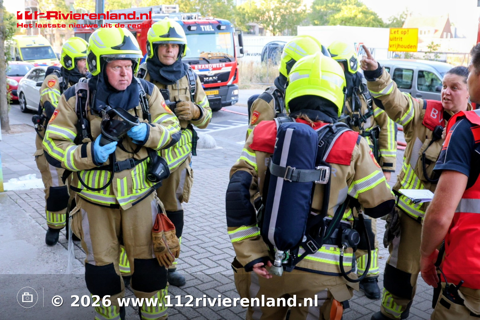 Grote brand in parkeergarage onder zorgcomplex