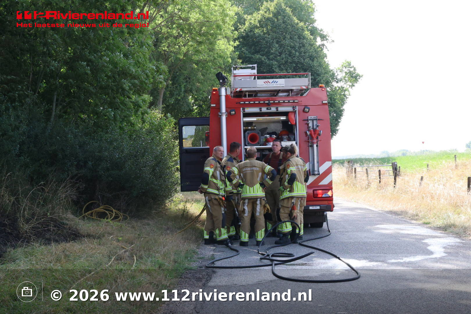 Politie onderzoekt mogelijke brandstichting na bermbrand