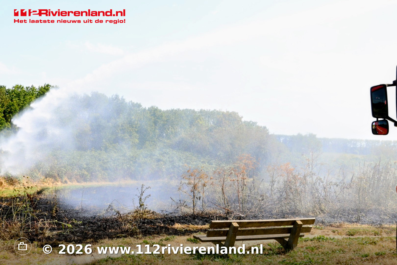Grote bermbrand in park aan Latensteinse Rondweg