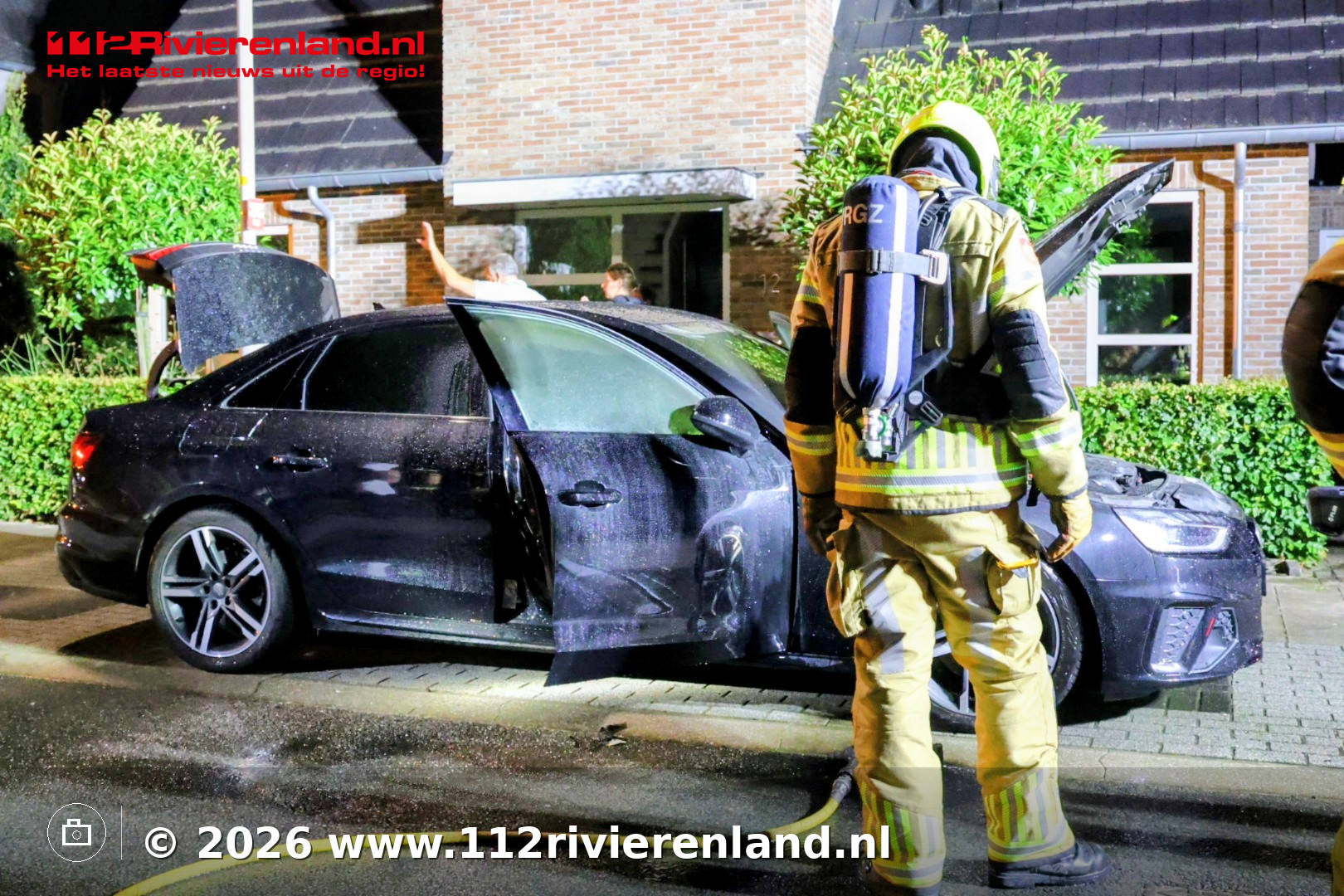 Politie onderzoekt vermoedelijke autobrandstichting