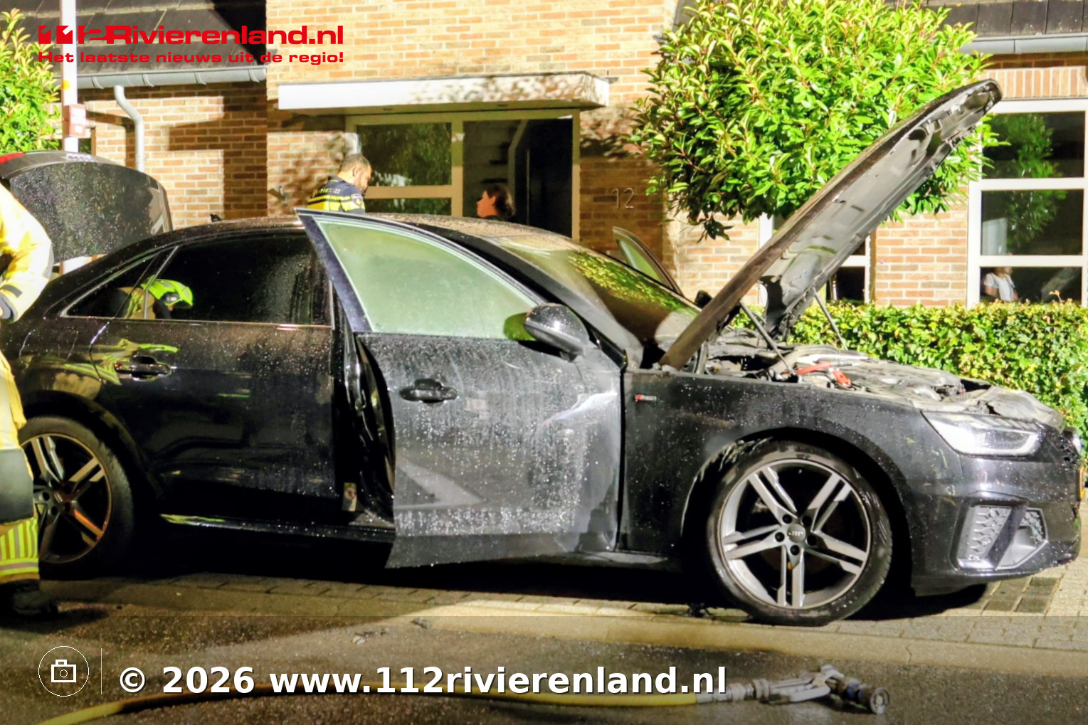 Politie onderzoekt vermoedelijke autobrandstichting