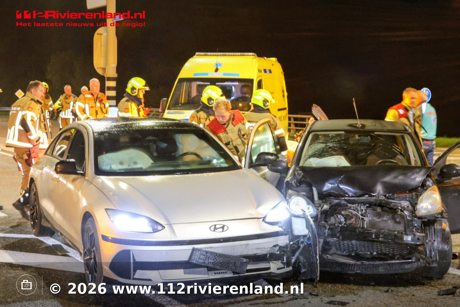 Persoon naar ziekenhuis na botsing op N834