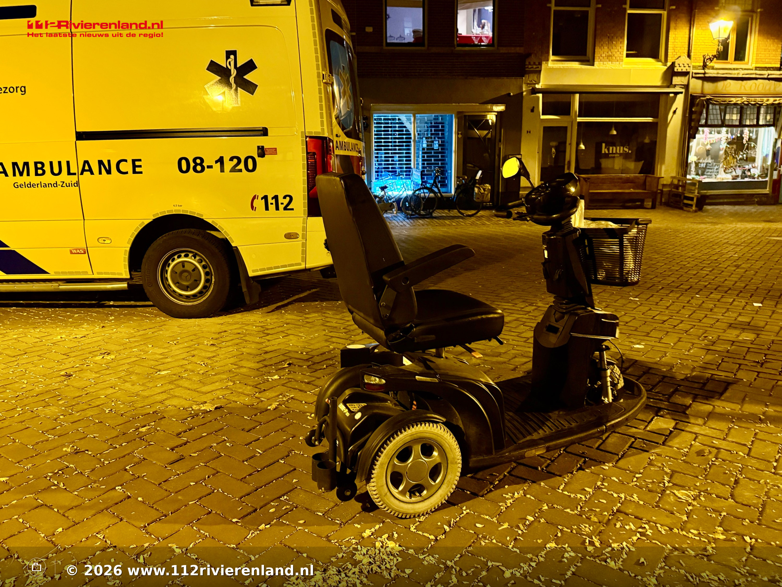 Man met scootmobiel ten val na uitwijken voor fietser
